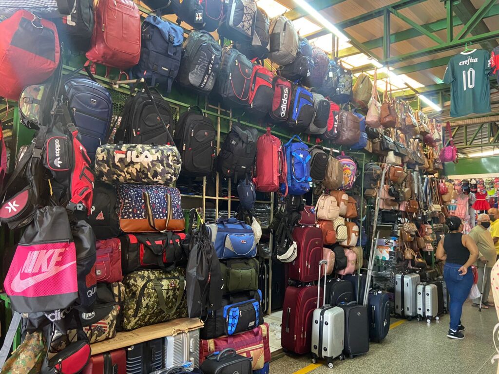 GDF abre licitação de 349 boxes nas feiras de Ceilândia. Saiba como participar.