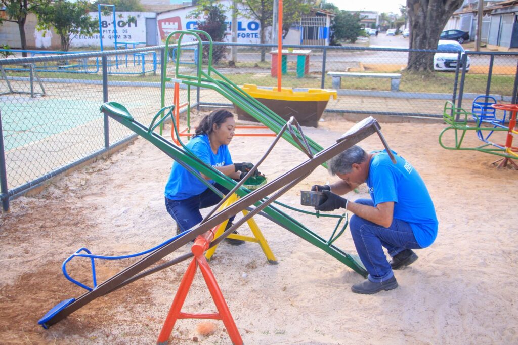Aulas práticas do Renova DF estão revitalizando 69 espaços públicos em Ceilândia