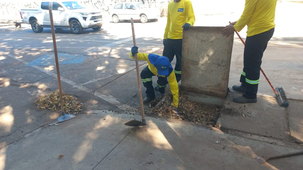 Administração do Plano Piloto substitui mais de 228 tampas de concreto desde janeiro na região