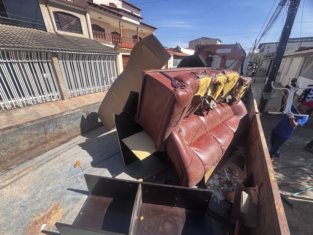 Coleta agendada de inservíveis já retirou mais de 752 toneladas de entulho de domicílios em Ceilândia