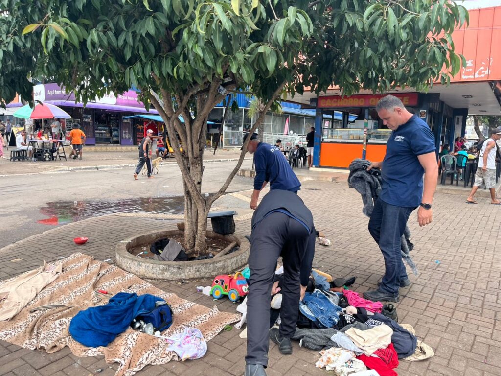 Operação é realizada para coibir comércio ilegal no centro de Ceilândia