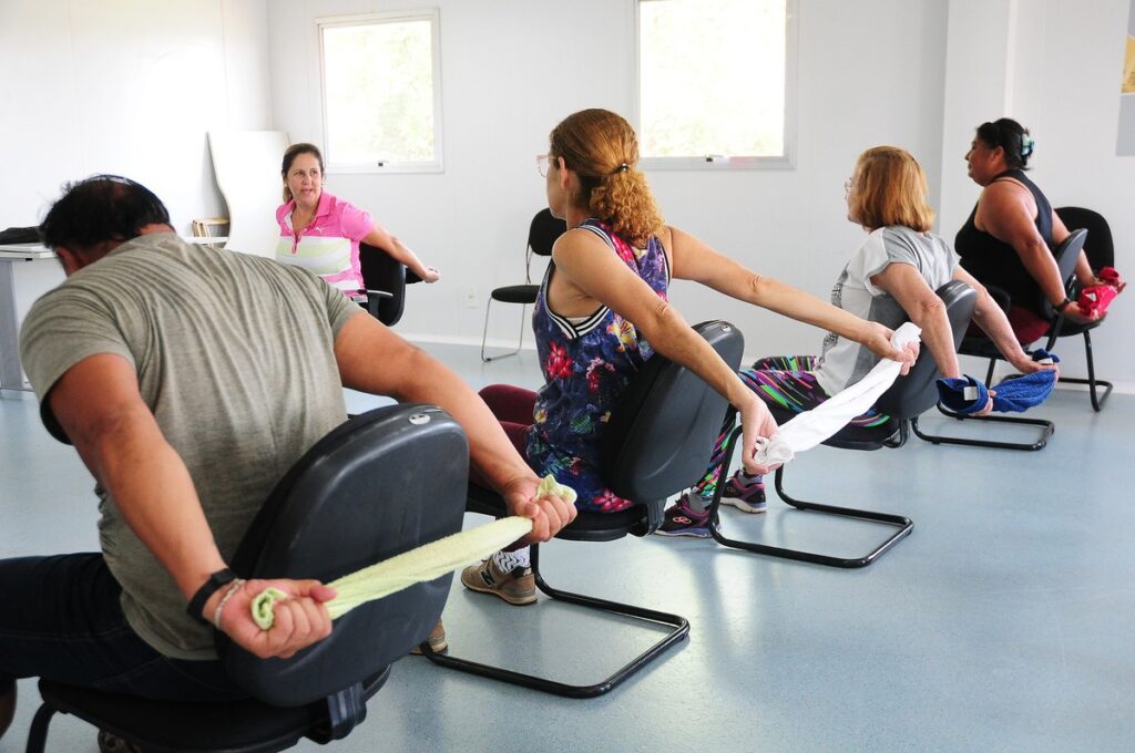 Fevereiro Roxo: campanha mobiliza cuidados sobre doenças crônicas