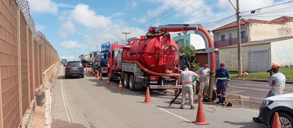 Ceilândia reforça ações preventivas contra alagamentos com limpeza diária e obras na rede pluvial