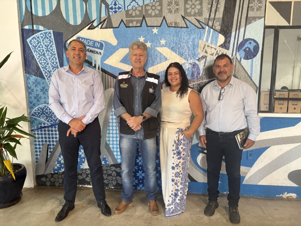 CEILÂNDIA APRESENTA DEMANDAS DE ABRIGOS DE ÔNIBUS À SEMOB-DF