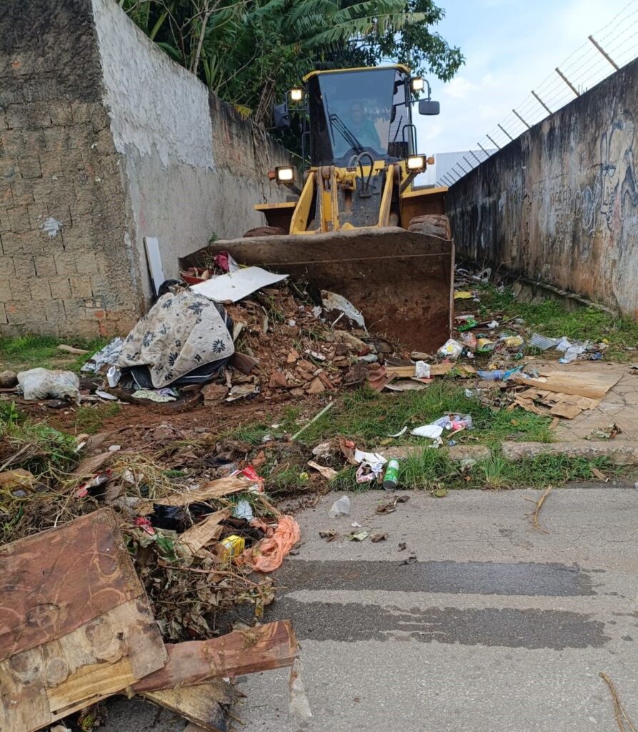 SLU e Administração inicia limpeza de becos e reforça combate ao descarte irregular em Ceilândia