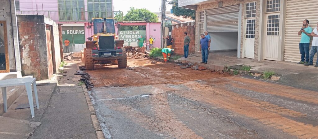 Ceilândia mobiliza força-tarefa após chuvas e inicia limpeza de vias no Condomínio Privê e Setor O
