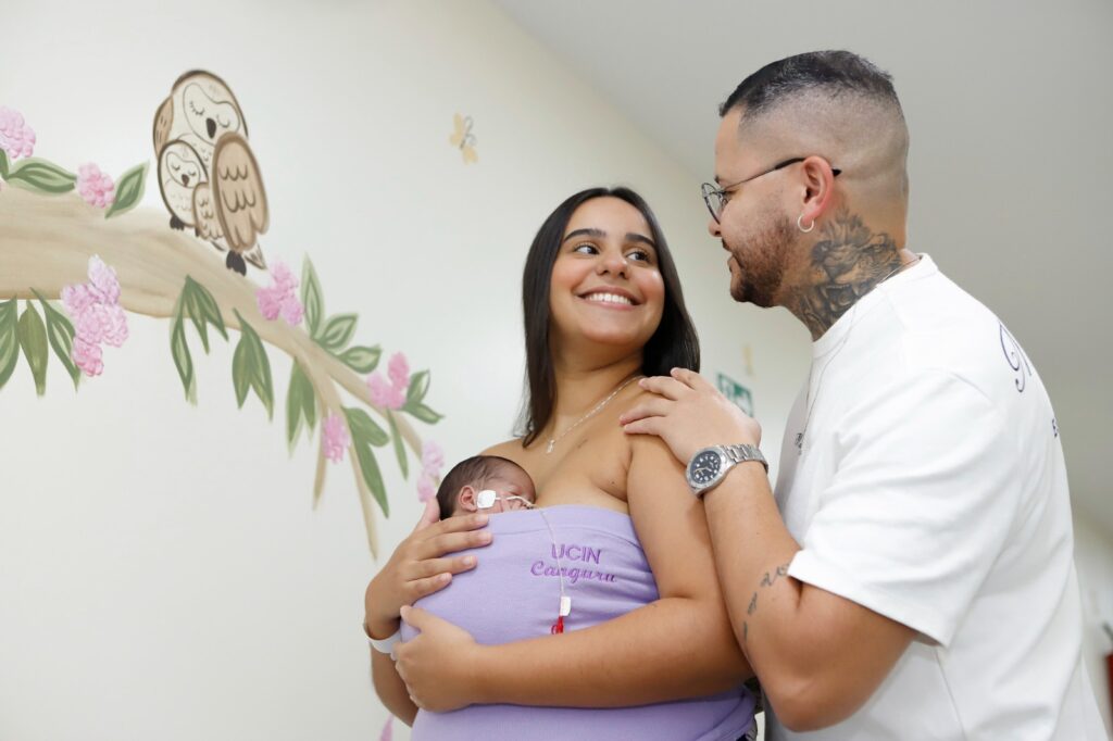 Método Canguru: linha de cuidado fortalece vínculo entre famílias e bebês