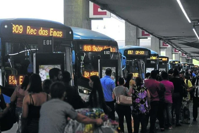 Mais R$ 508 Milhões para os Ônibus do DF: Até Quando o Contribuinte Vai Financiar um Sistema Falido?