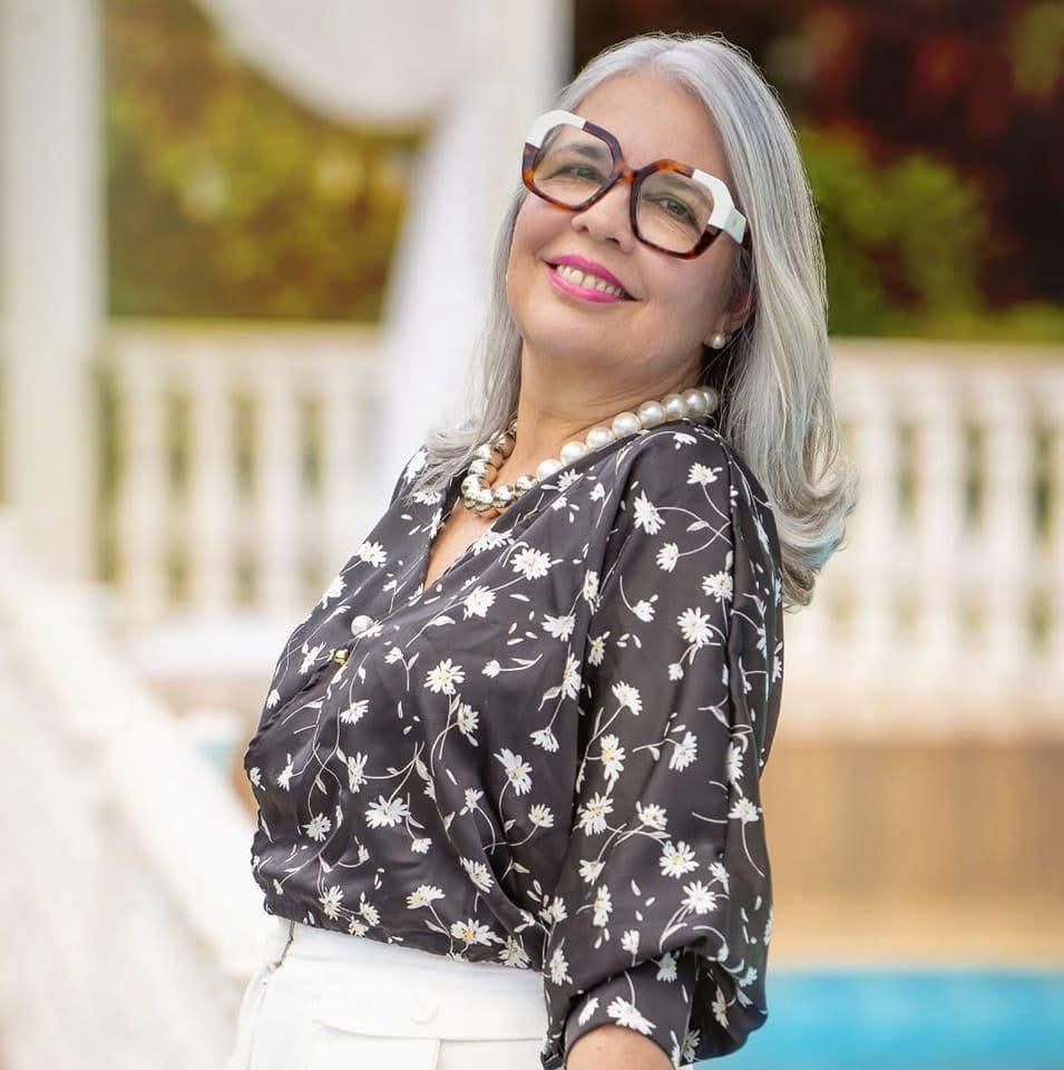 Entrevista Exclusiva: Hélvia Paranaguá Avalia Desafios da Educação do DF e Projeta Atuação na Câmara dos Deputados