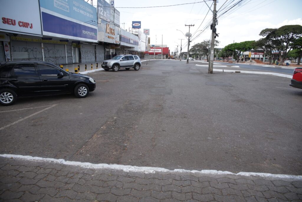 O drama do centro de Ceilândia: entre o reordenamento urbano e a mesa vazia dos ambulantes