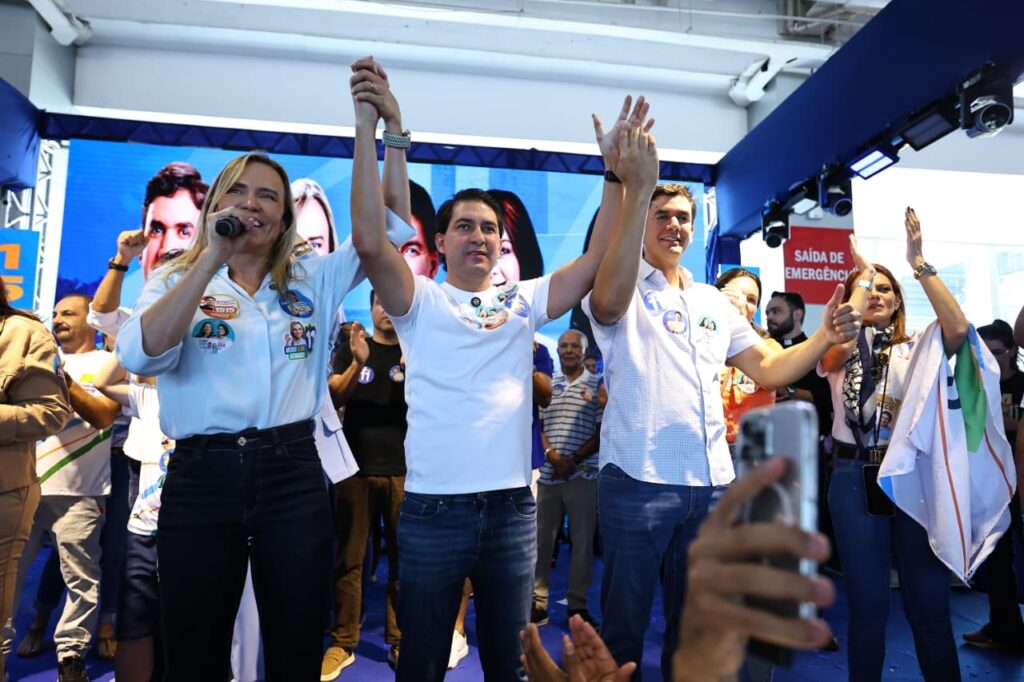 Cristiano Araújo lança campanha ao lado de aliados e reúne eleitores em Brasília